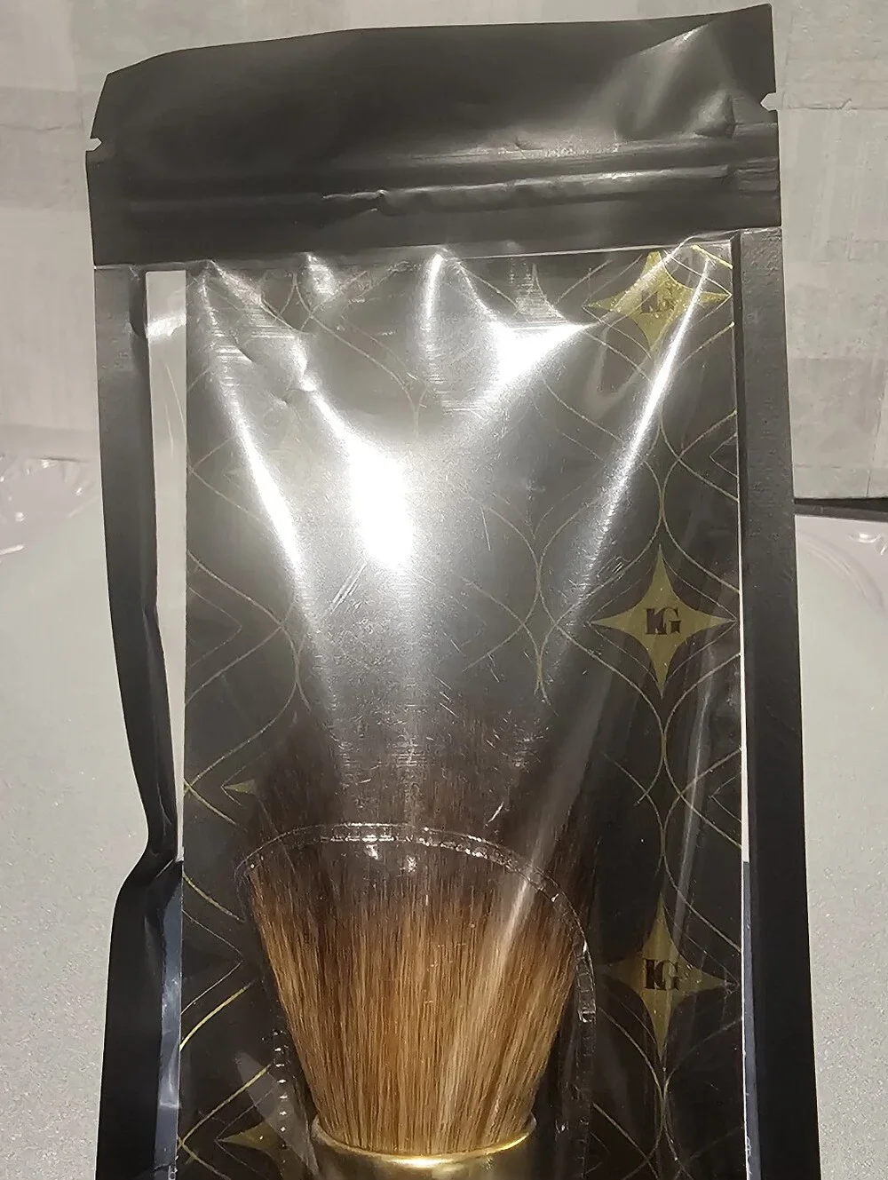 New - Laura Gellar - To-Go 4-in-1 Travel Makeup Brush